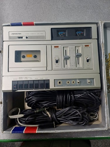 Stereo cassette tape deck - stereo,