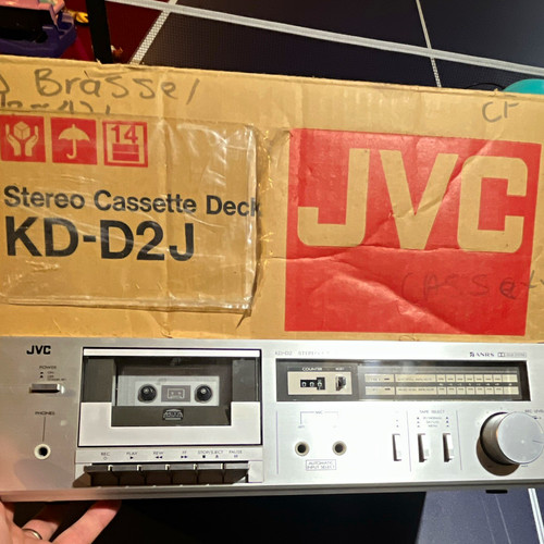 Jvc d2j silver stereo - silver,
